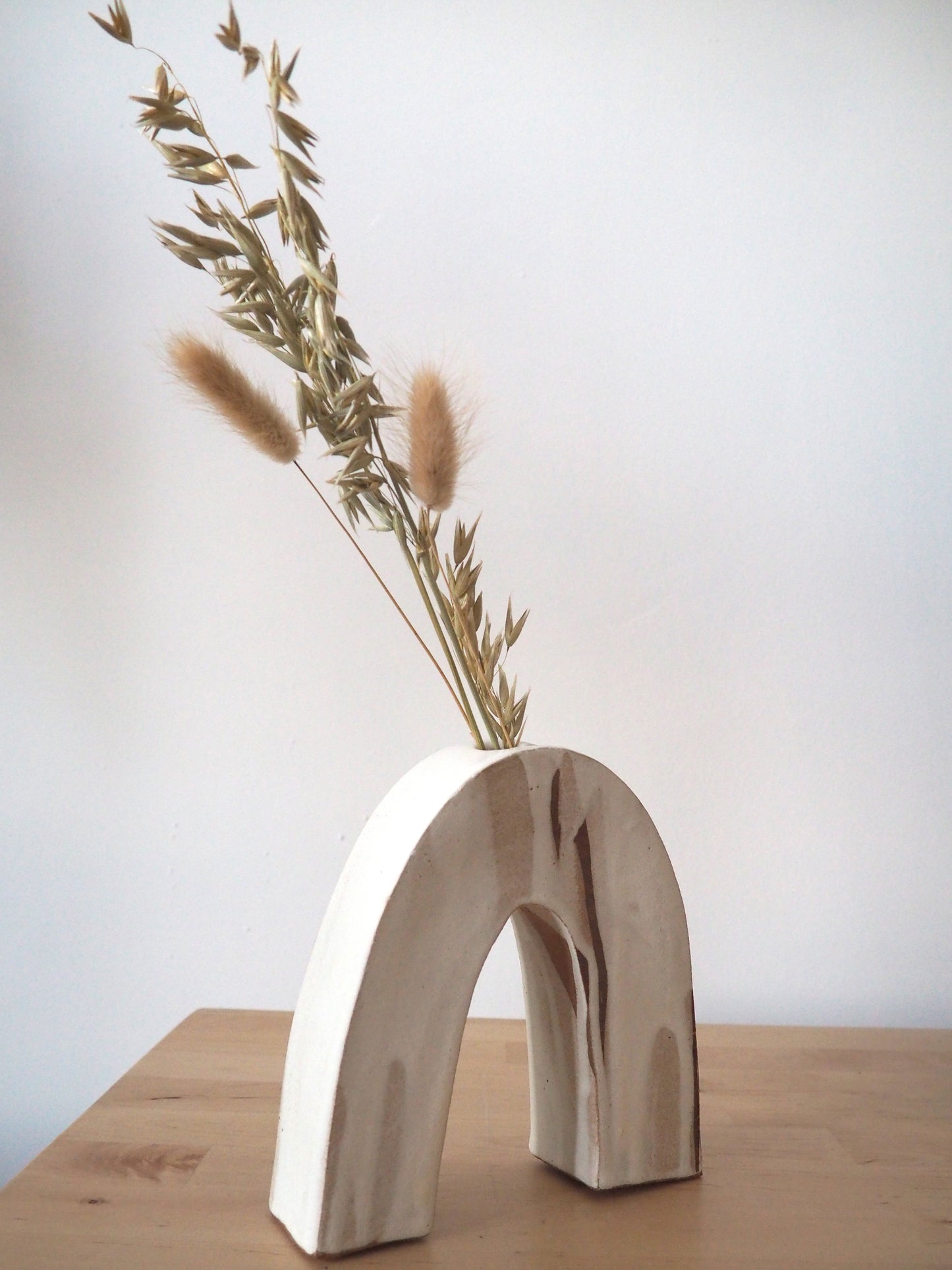 Oatmeal Arch Vase