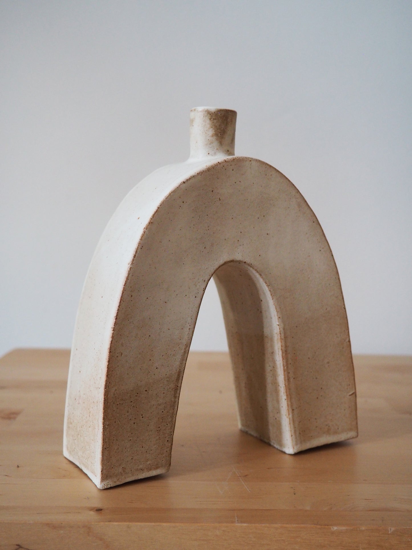 Oatmeal Glaze Arch Vase